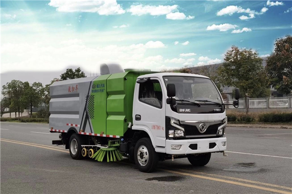 道路環衛“吸睛神器”：洗掃車可不僅僅只有兩把刷子！