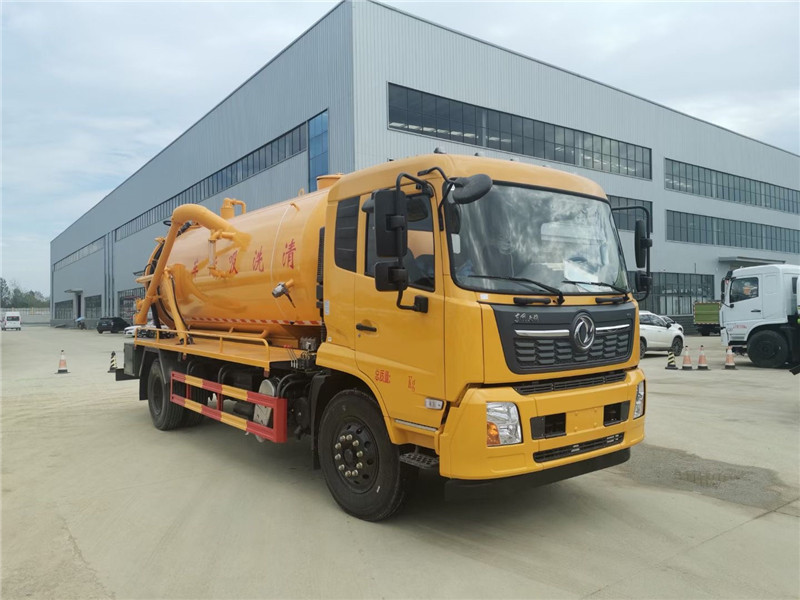 國六天錦清洗吸污車考慮用戶實際需求，追求個性化高品質(zhì)的專用車