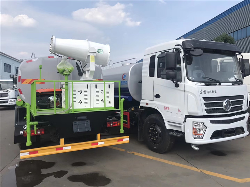 東風御虎噴霧降塵車帶消音雙臂軸流風機配置噴筒高壓霧化系統
