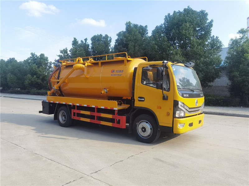 一車可以當(dāng)作三臺(tái)車使用，東風(fēng)市政管道疏通車，火爆訂購中