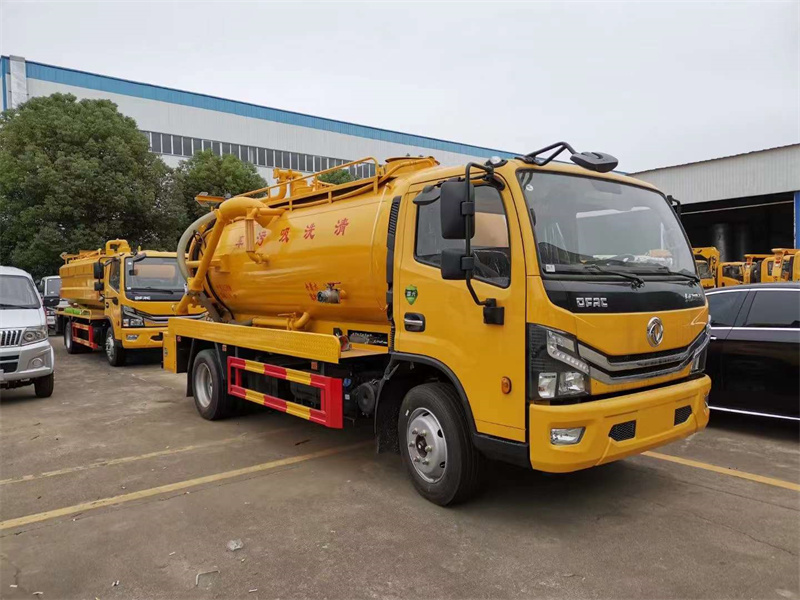 污水化糞池必配-10方東風(fēng)多利卡D7清洗吸污車