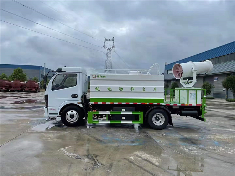 東風5方純電動多功能抑塵車