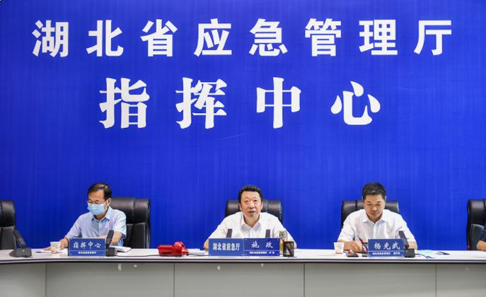 近日持續(xù)強降雨，防汛防災(zāi)形勢嚴峻應(yīng)急搶險救援車出動