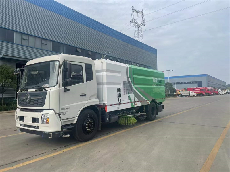 重磅推出：東風博世聯合研發電氣化智能單發新動力洗掃車