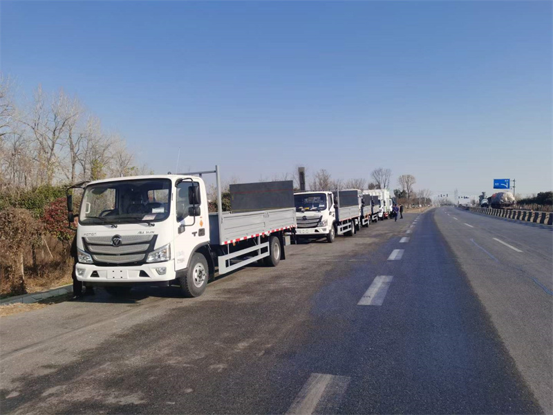 程力掛桶垃圾運(yùn)輸車